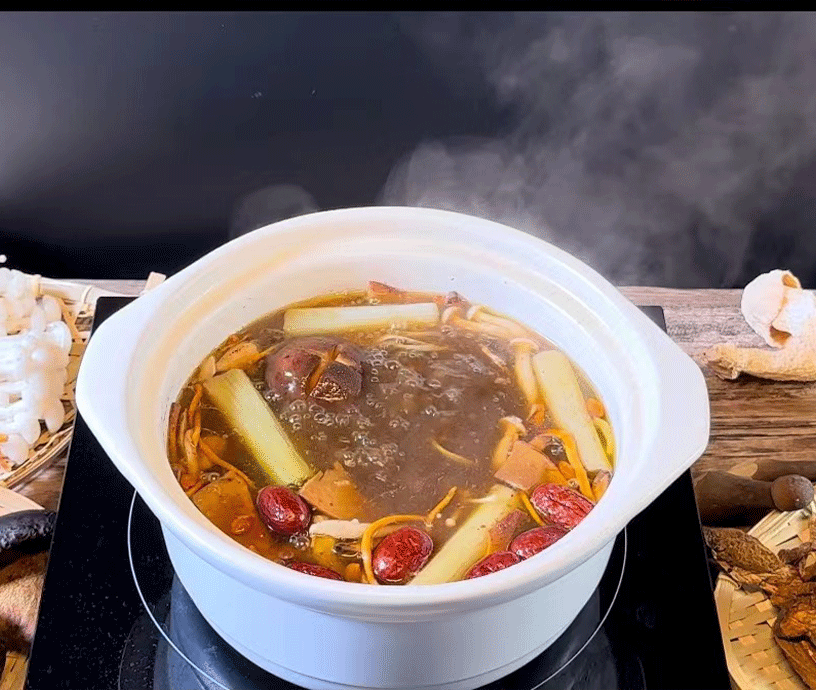 Mushroom soup hot pot